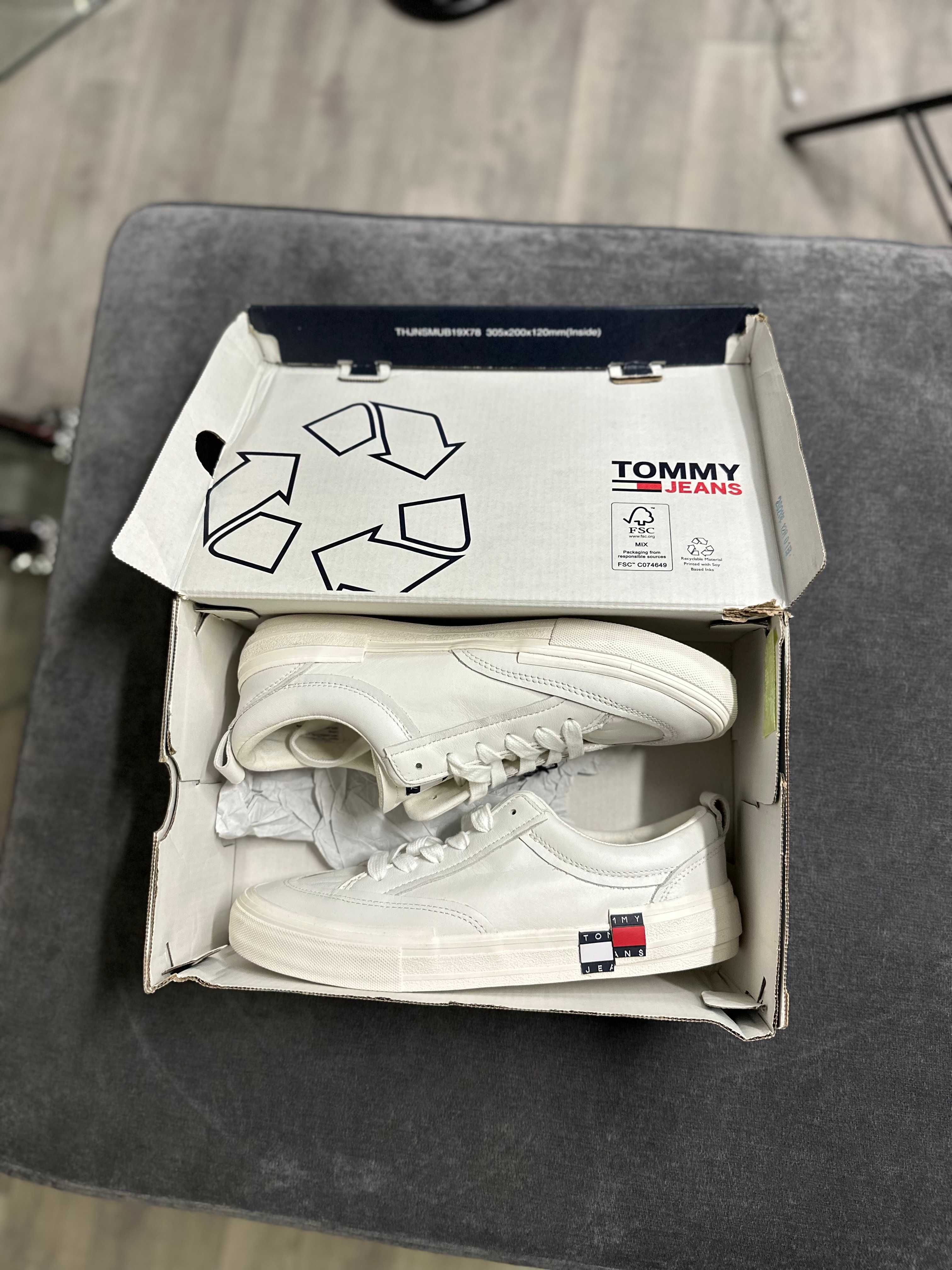 Buty Tenisówki Tommy Jeans Damskie rozmiar. 41