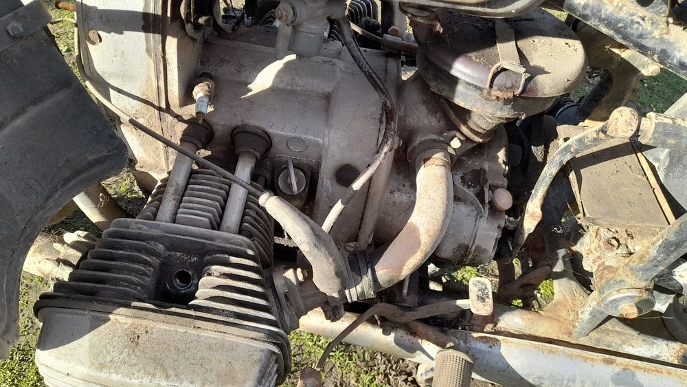 Мт 10-36 Дніпро  рідна фарба