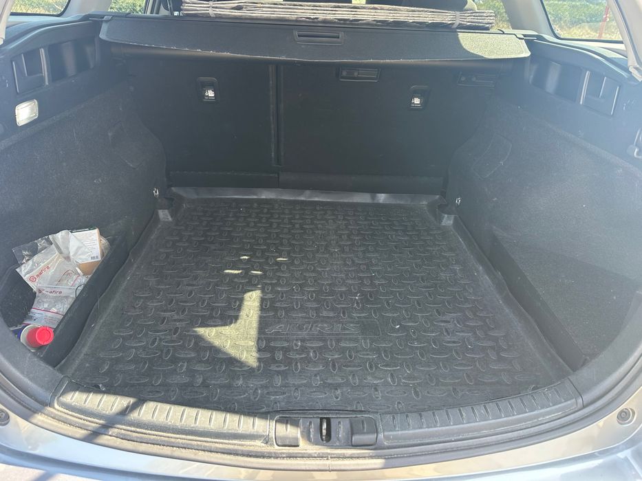 Toyota Auris TS 1.8 Hybrid