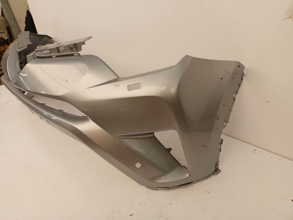 Toyota RAV4 IV 4 lift FL 15-19 zderzak przedni przód PDC