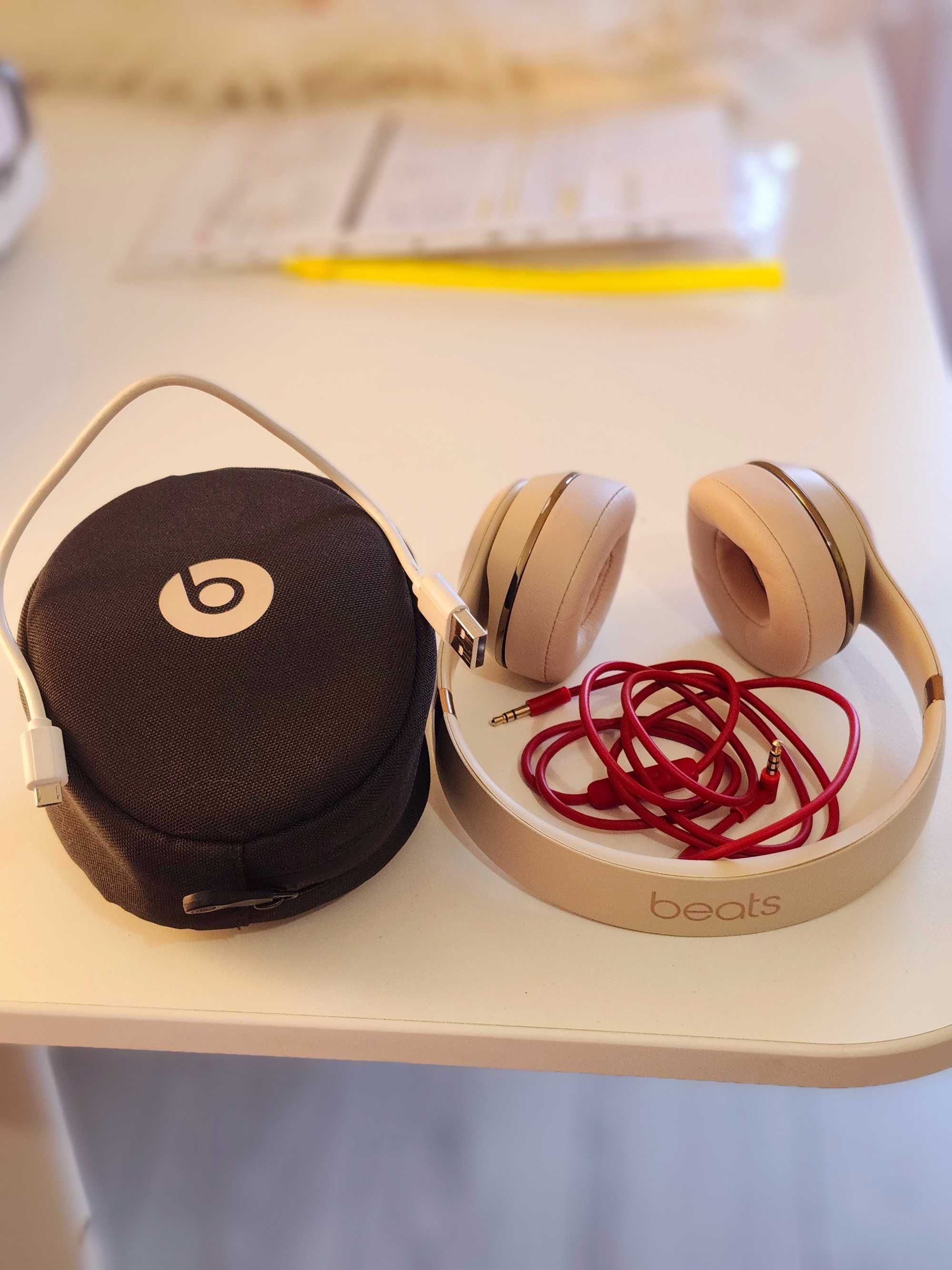 BEATS Apple Solo 3 Whireles