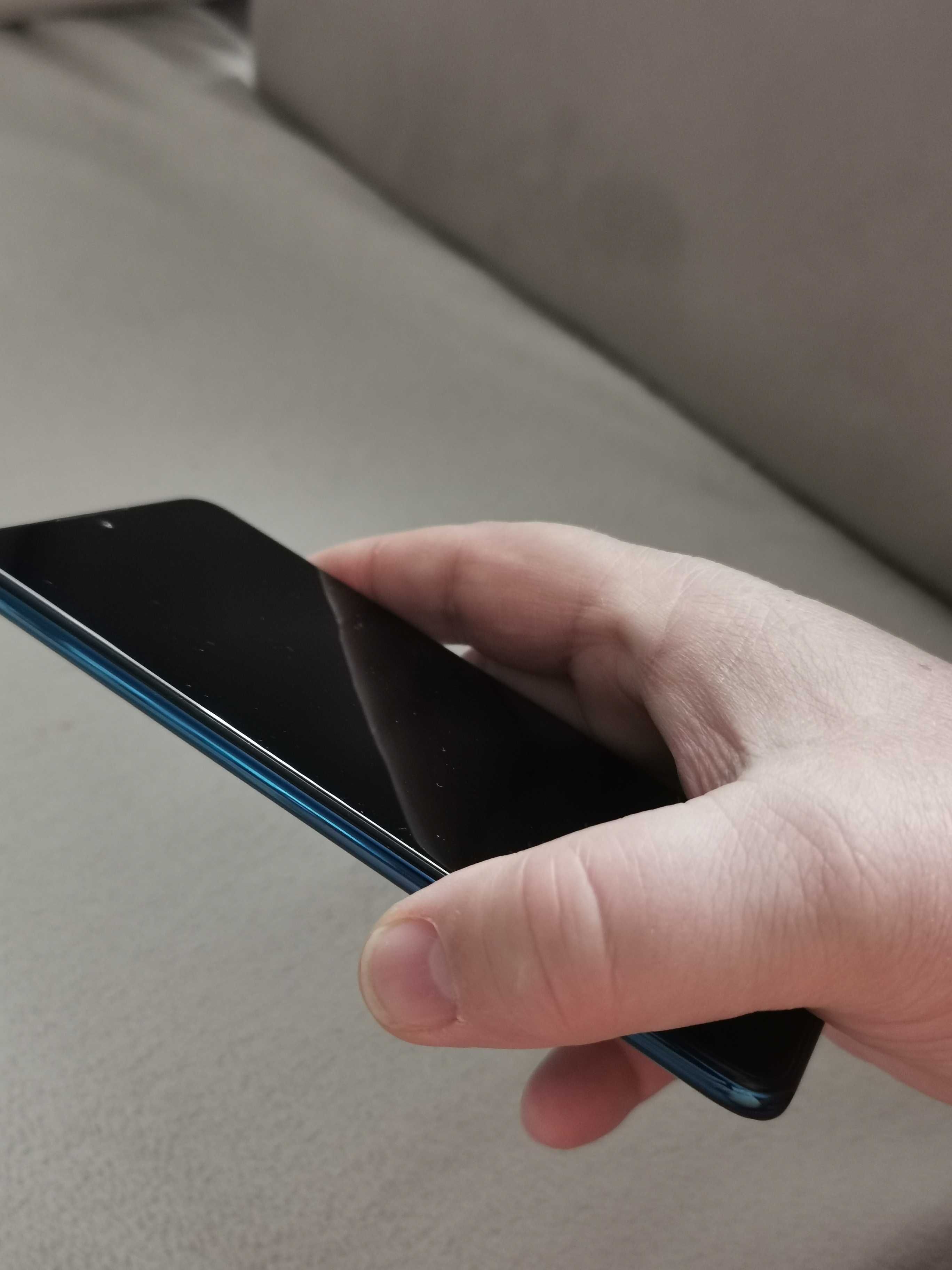 Telefon HUAWEI P30 lite