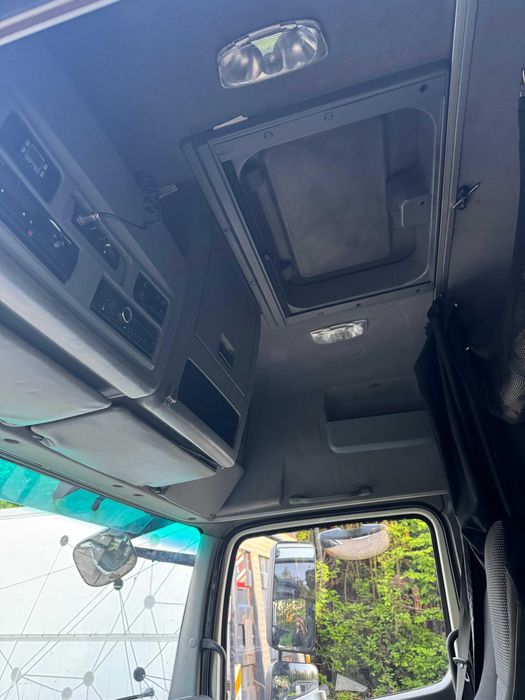 MERCEDES ATEGO 822 COM REBOQUE