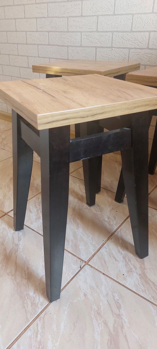 Taboret w stylu loft