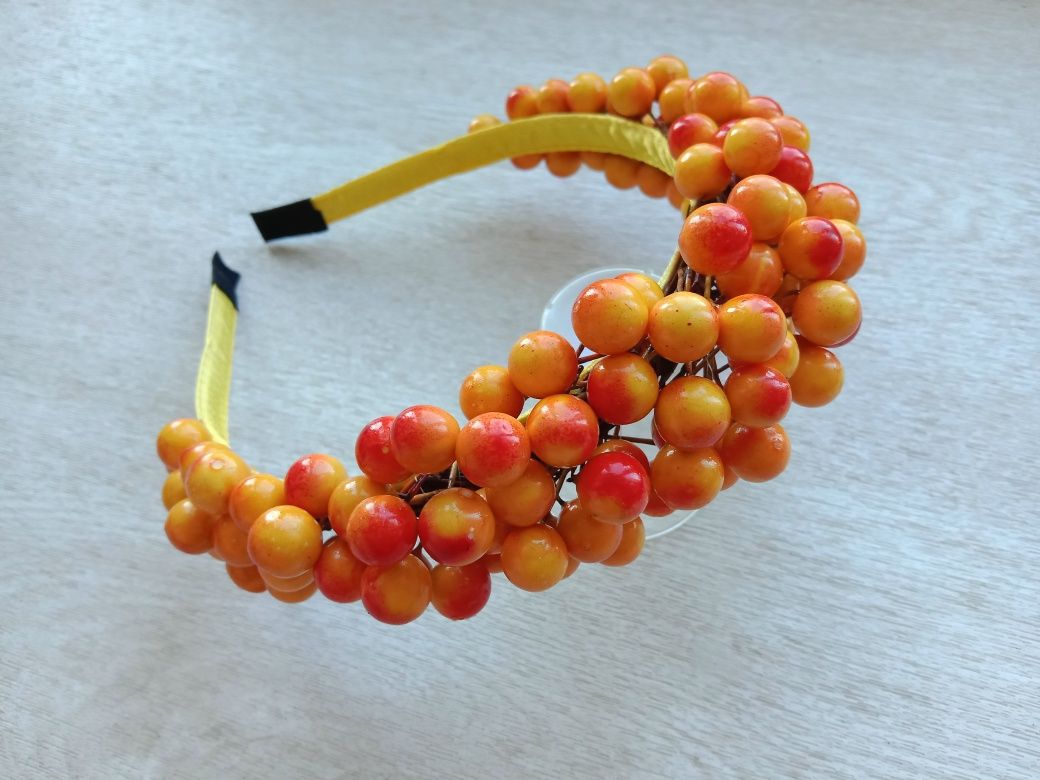Обруч ободок веночек ягодный