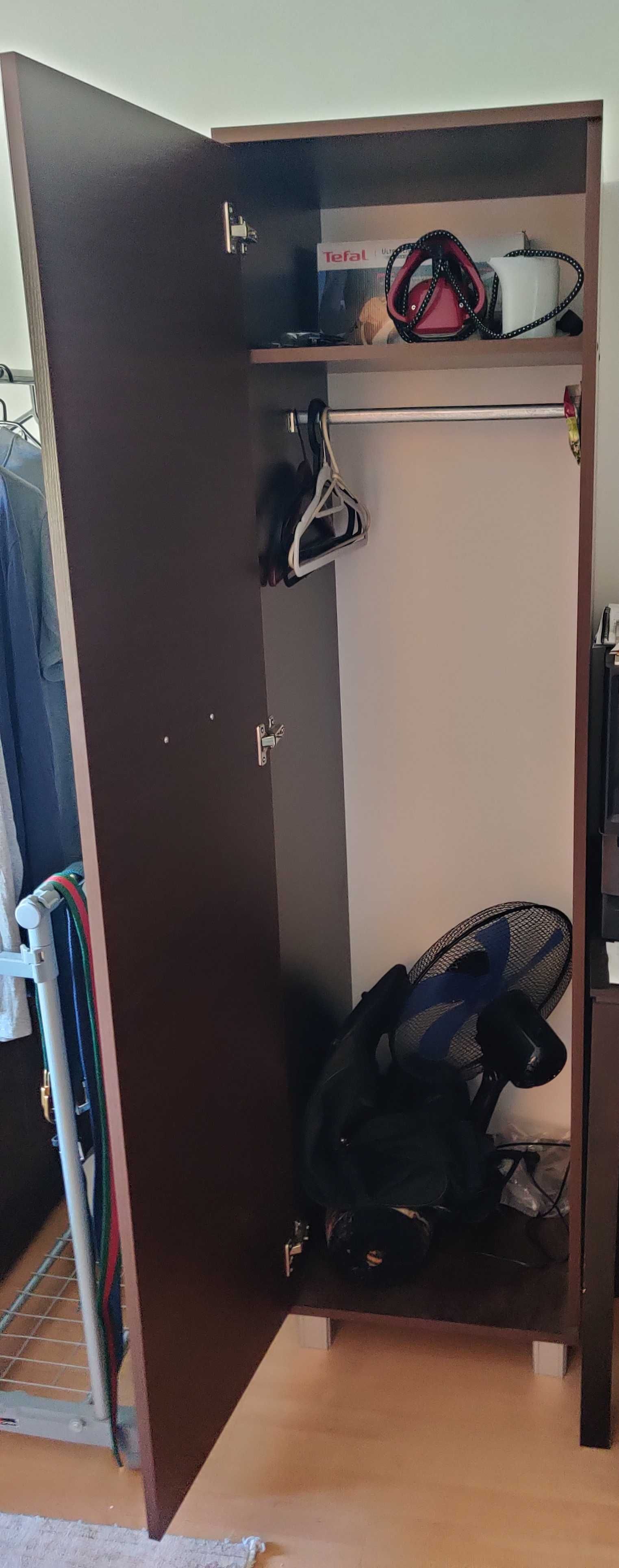 Szafka pokojowa otwierana, w kolorze brąz / wenge