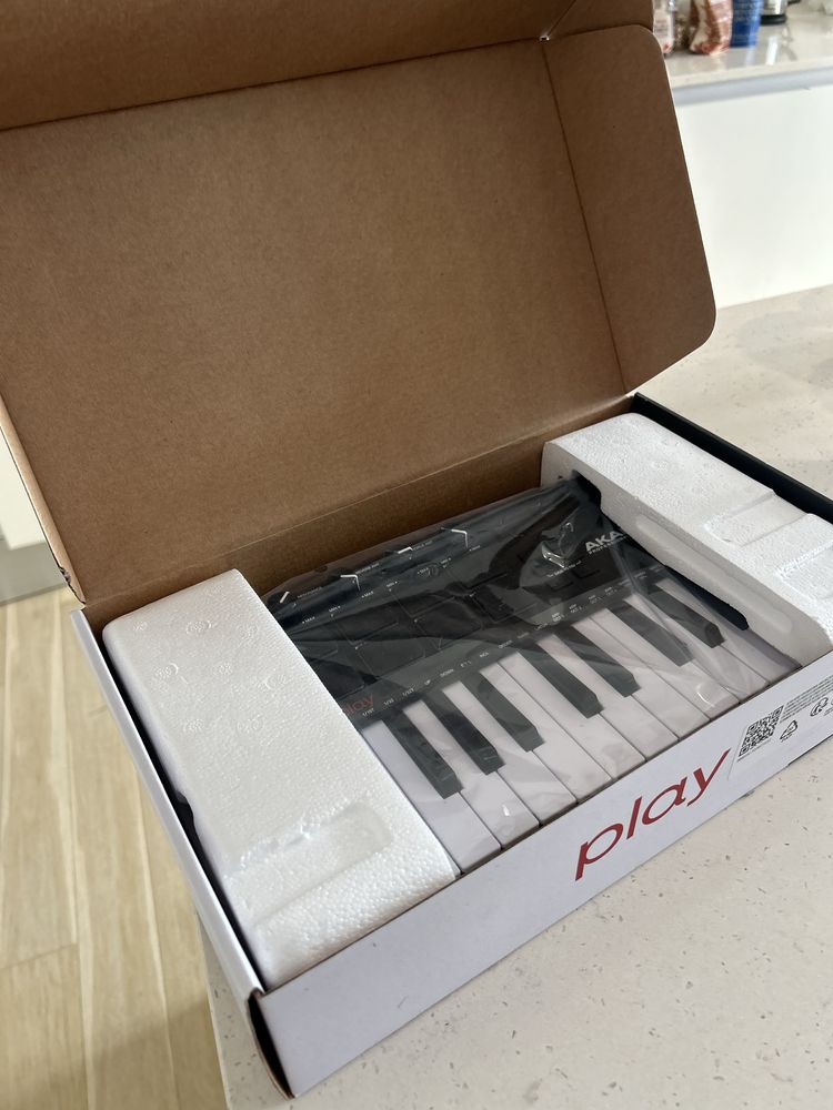 MPK Mini Play 3 Akai - *Como Novo