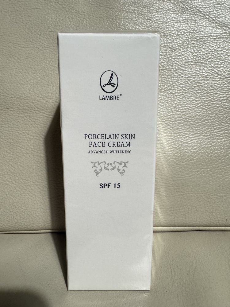 Krem z SPF15 Lambre