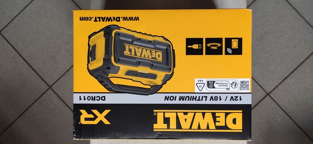 Портативні колонки DeWALT DCR011