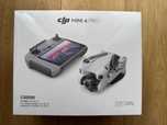 Dron DJI Mini 4 Pro Fly More Combo (RC 2)