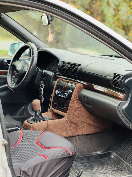 Продам Audi A4 турбодизель 1,9