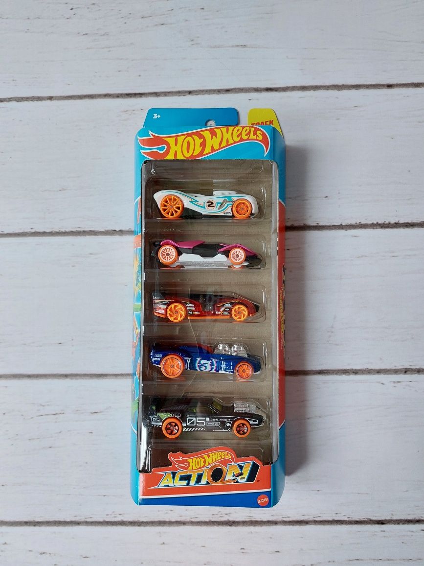 Hot Wheels Samochodziki Resoraki 5-PAK 5 szt HLY66 nowe prezent