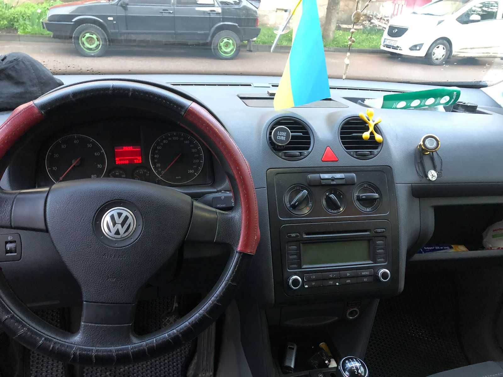 Volkswagen Caddy (2006), 244 тис км, Газ/Бенз, 1.6.