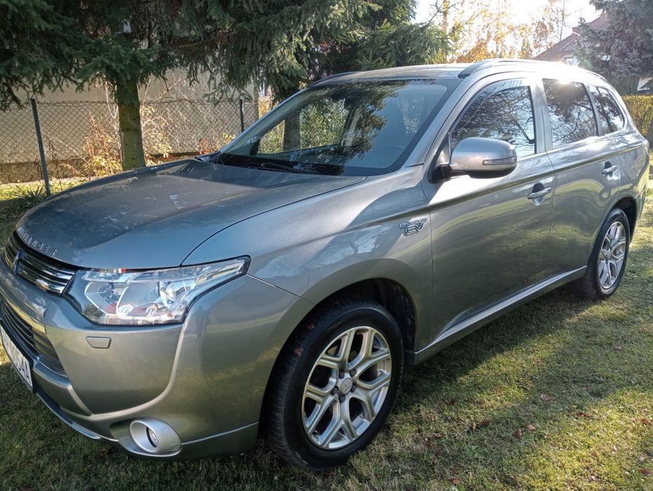 Mitsubishi Outlander III Phev 2.0 hybryd 4WD..