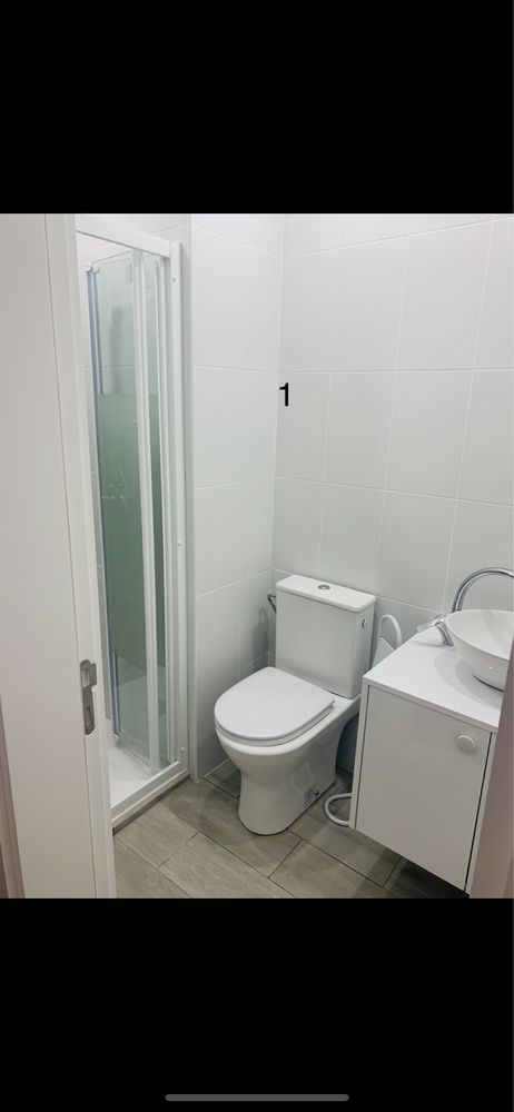 quarto para alugar  para uma senhora.