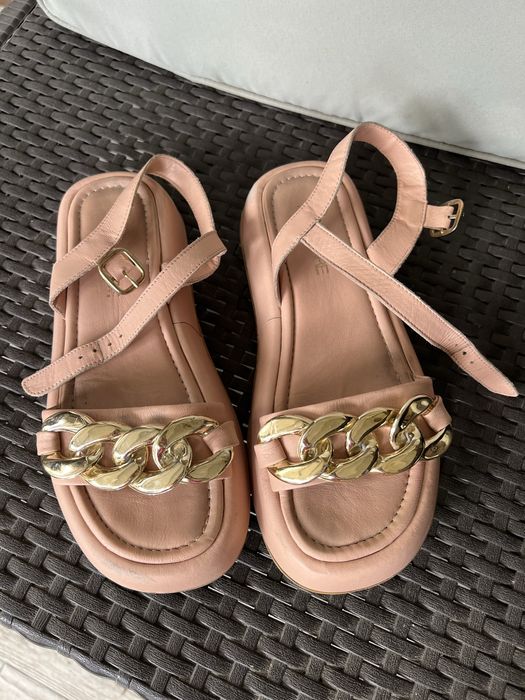 Босоніжки, 37 розмір