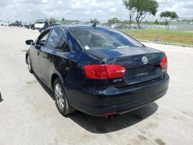 Разборка шрот VOLKSWAGEN JETTA крышка фара радиатор авторазборка дверь