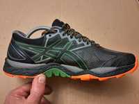 Кроссовки Asics Gore-Tex оригинал размер 42.5 стелька- 27.5см