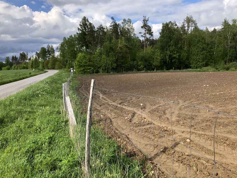 Dzialka przemyslowa Pieski teren inwestycyjny