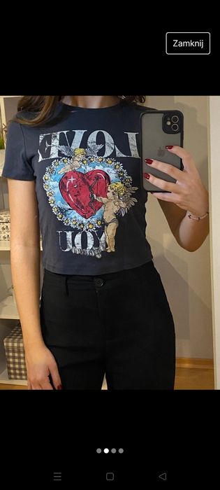 top grafitowy Stradivarius
rozmiar S
stan bardzo dobry
po więcej pytań
