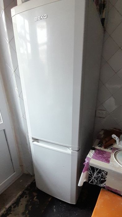 холодильник BEKO