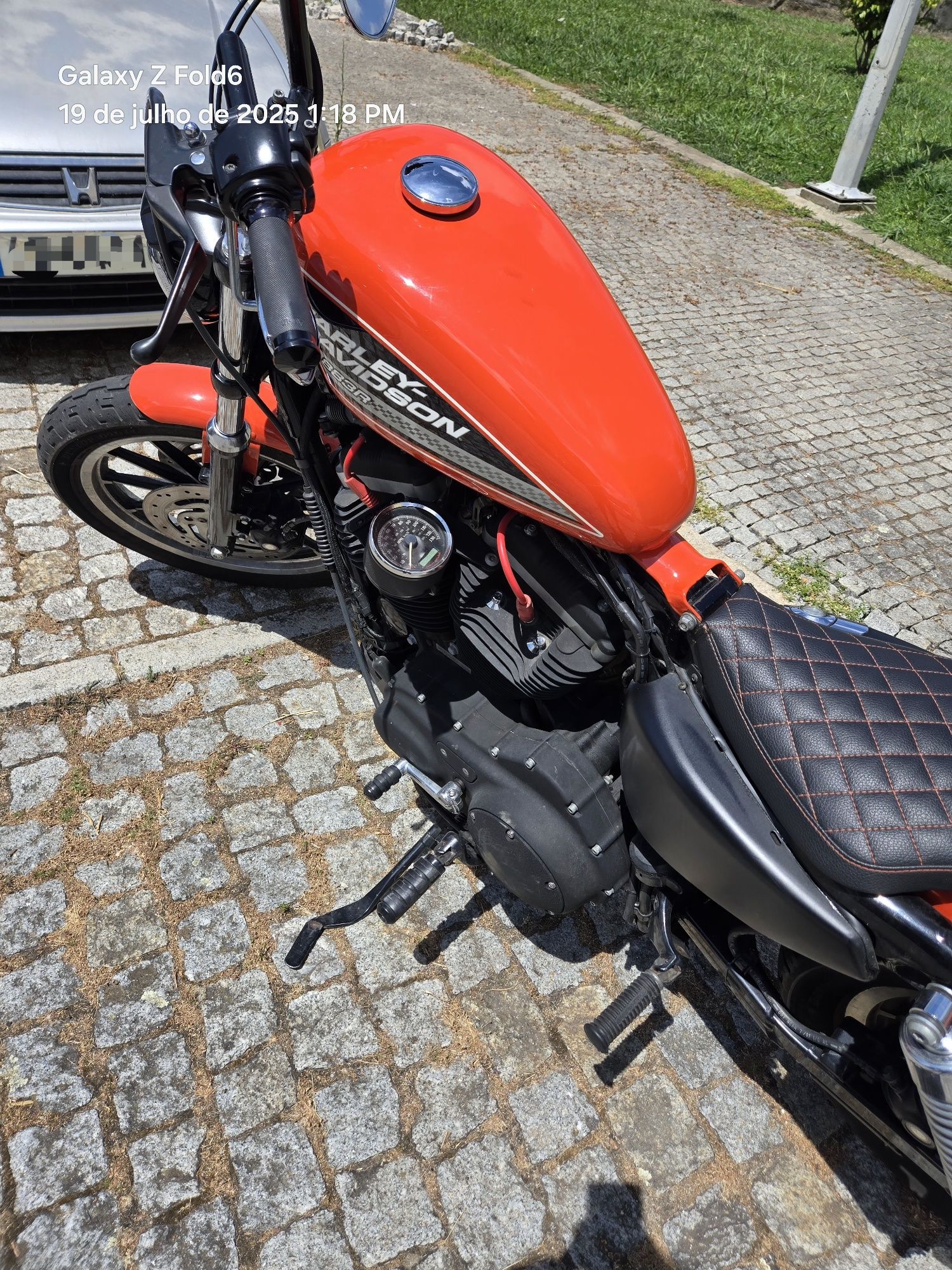 Harley davidson 883r