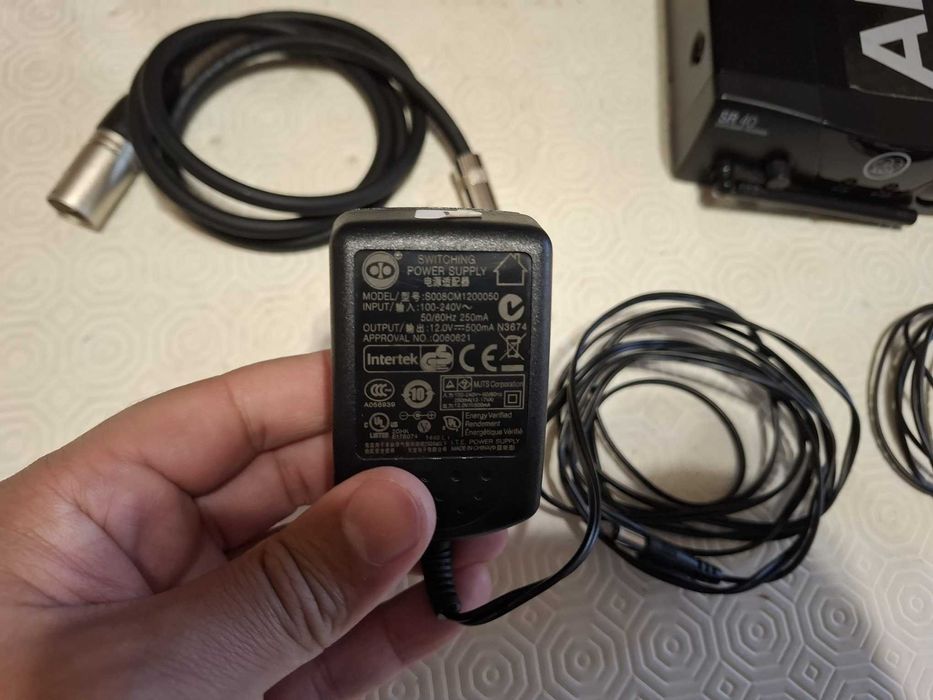 AKG WMS 40 Mini Instrument Set + MICRO AKG CK 97 L B-Stock (COMO NOVO)