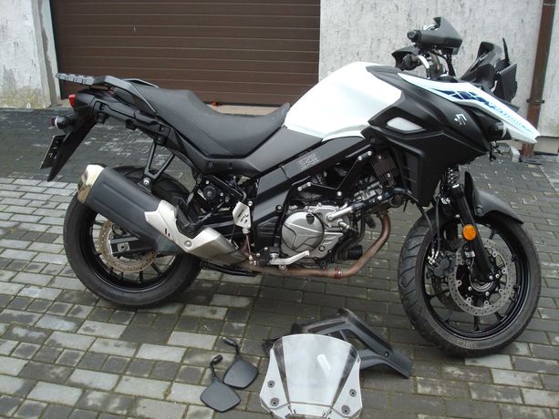 SUZUKI DL 650 V-STROM  22r Silnik części