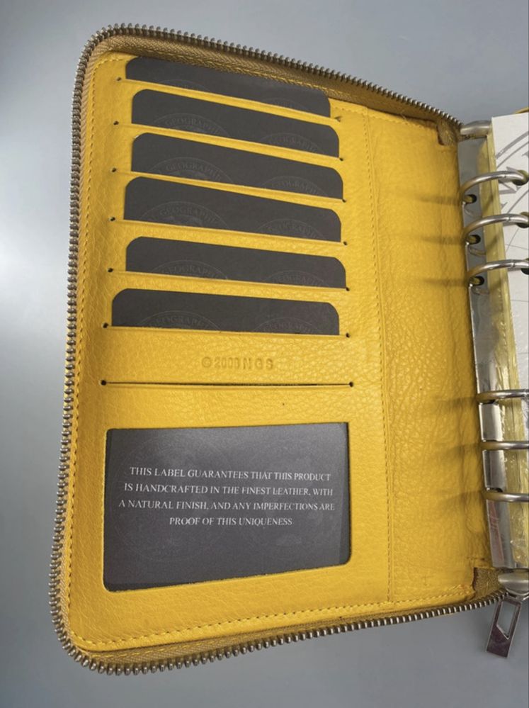 National Geographic: organizer, notatnik, portfel, brelok, etui