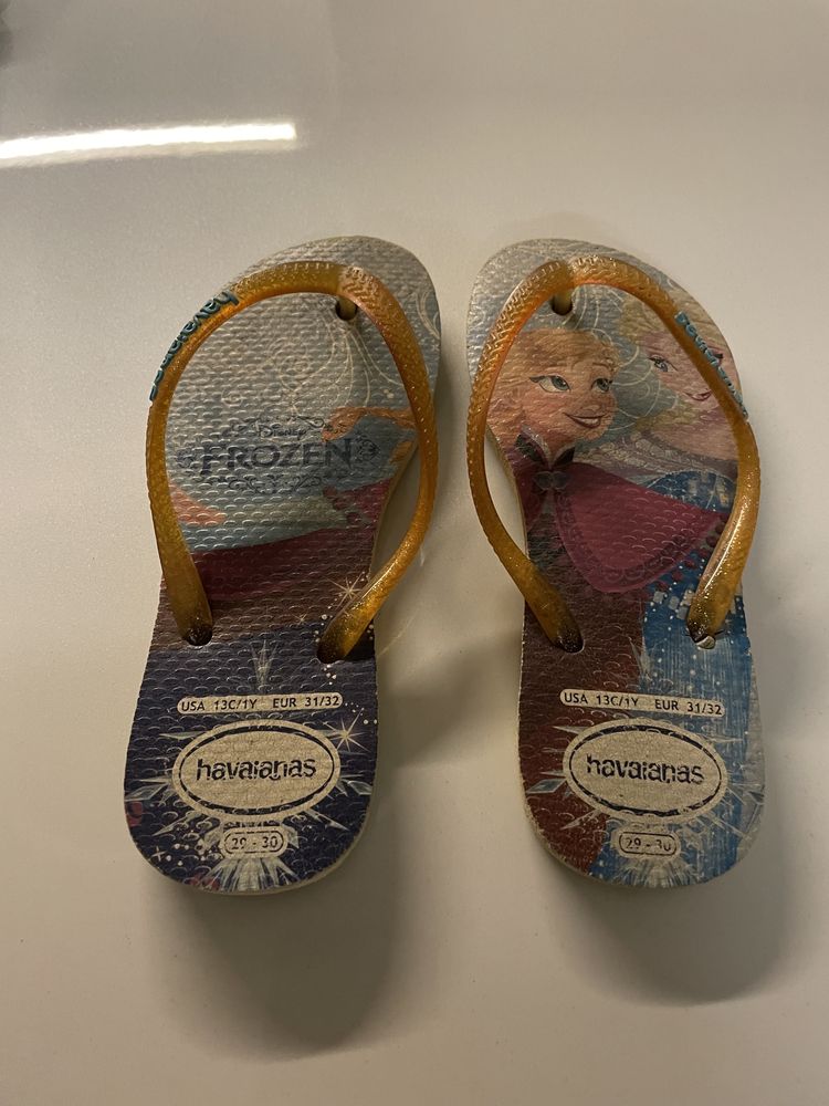 Chinelos havaianas número 29/30