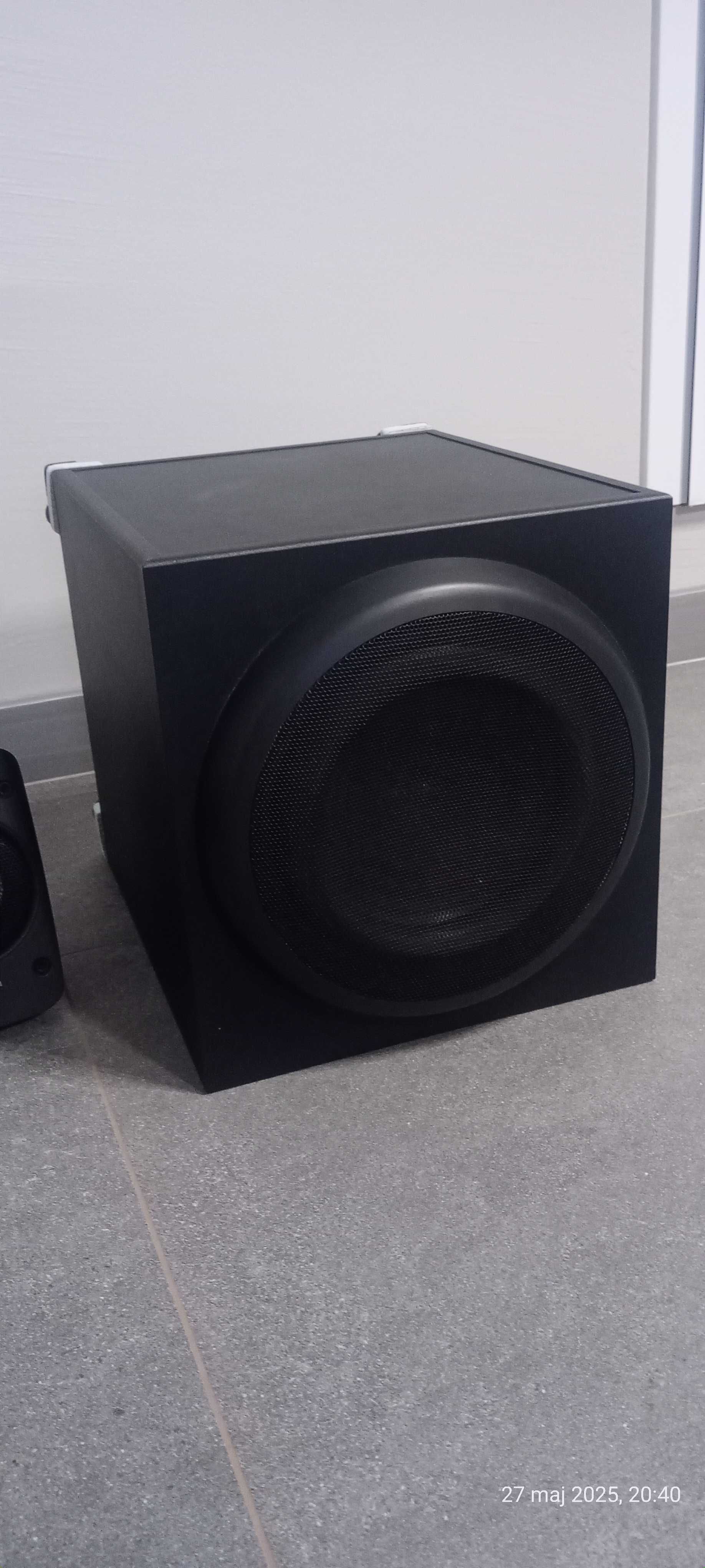 Amplituner Onkyo plus kino domowe Logitech