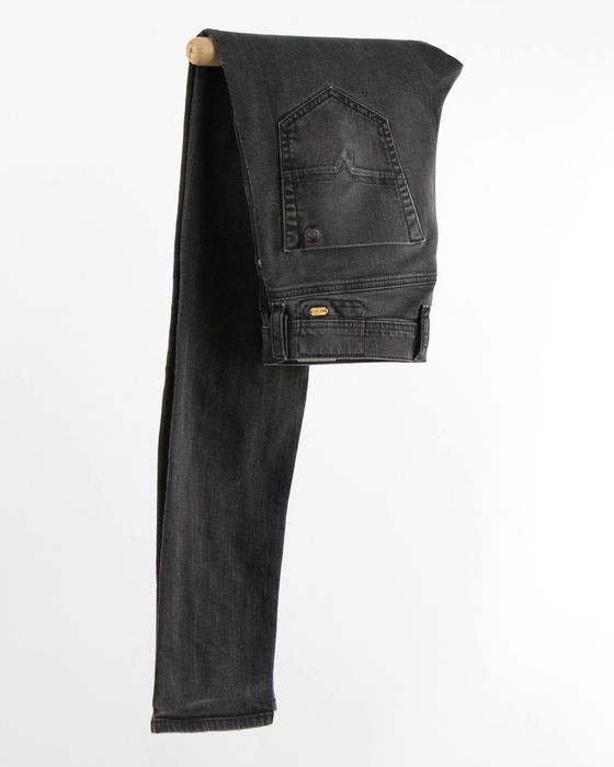 DIESEL чоловічі сірі джинси Slim-Carrot. Оригінал. (31/34, М)