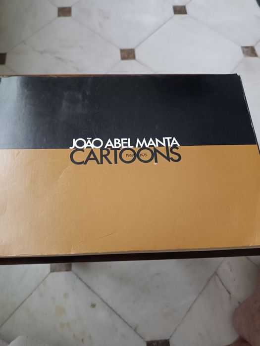 Vendo livro de João Abel Manta