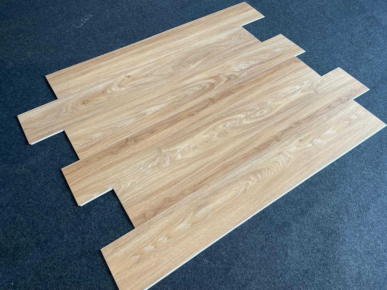 Panel winylowy ze zintegrowanym podkładem 178x1210x5 + 1 IXPE