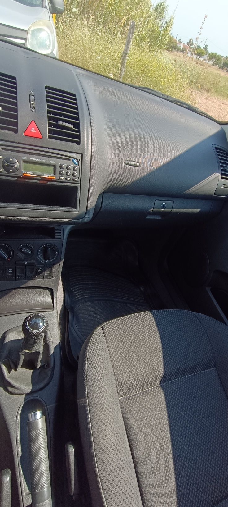 Polo 1.0 gasolina bem estimado