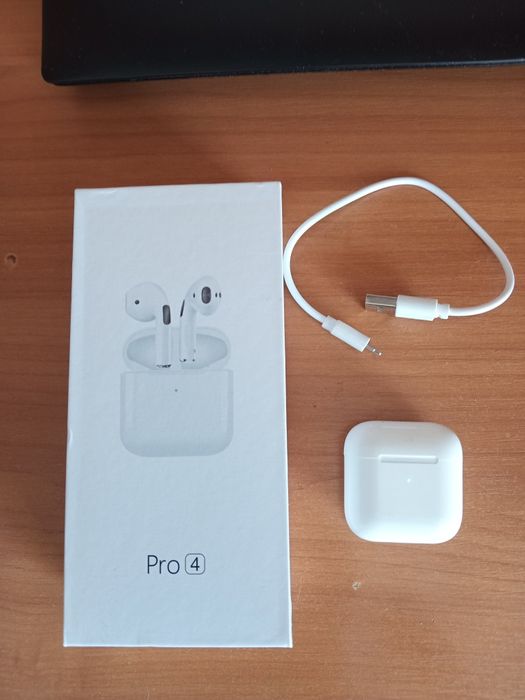 Беспроводные наушники Pro 4