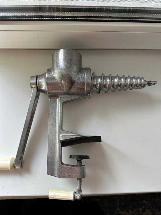 Ручная соковыжималка ссср