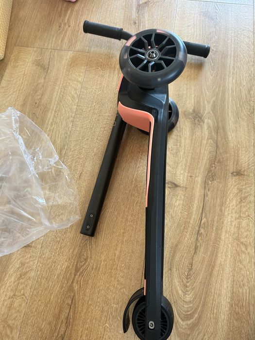 Hulajnoga scoot&ride 5 peach led