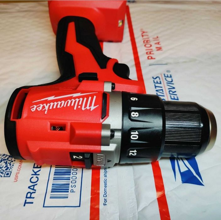 Wiertarko-wkrętarka 3601-20 M18 (BLDDRC) 18V 60Nm 13mm