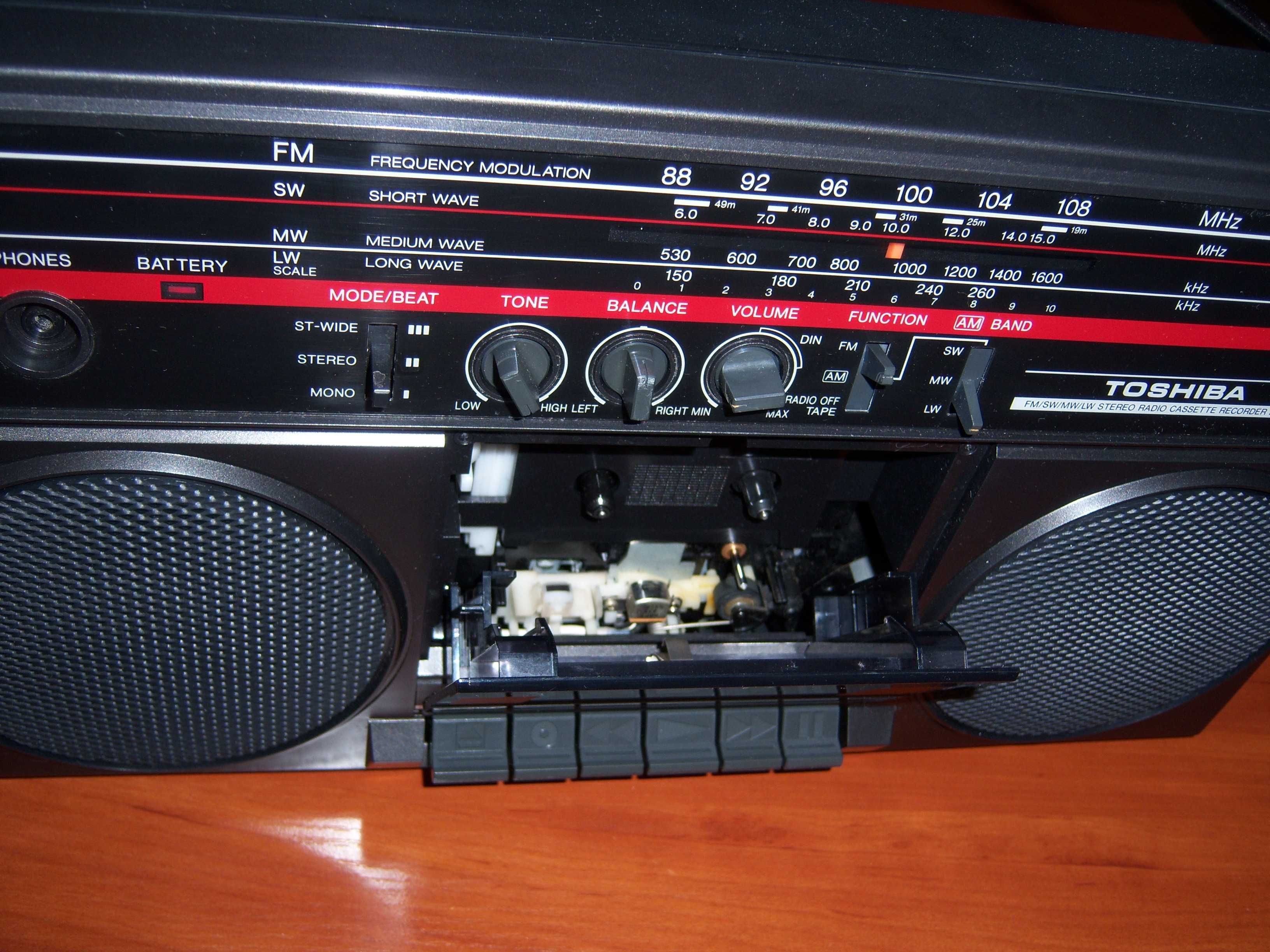 Магнитола TOSHIBA RT-70S (Made in Japan)