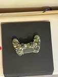 Ps4 z padem i wieloma grami