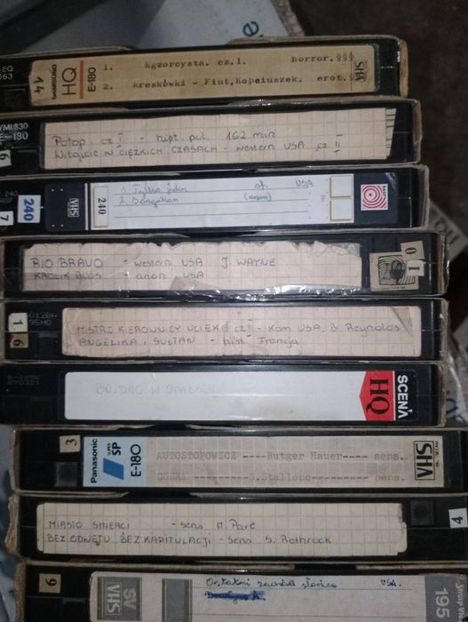 Na sprzedaż kasety VHS (45 sztuk)