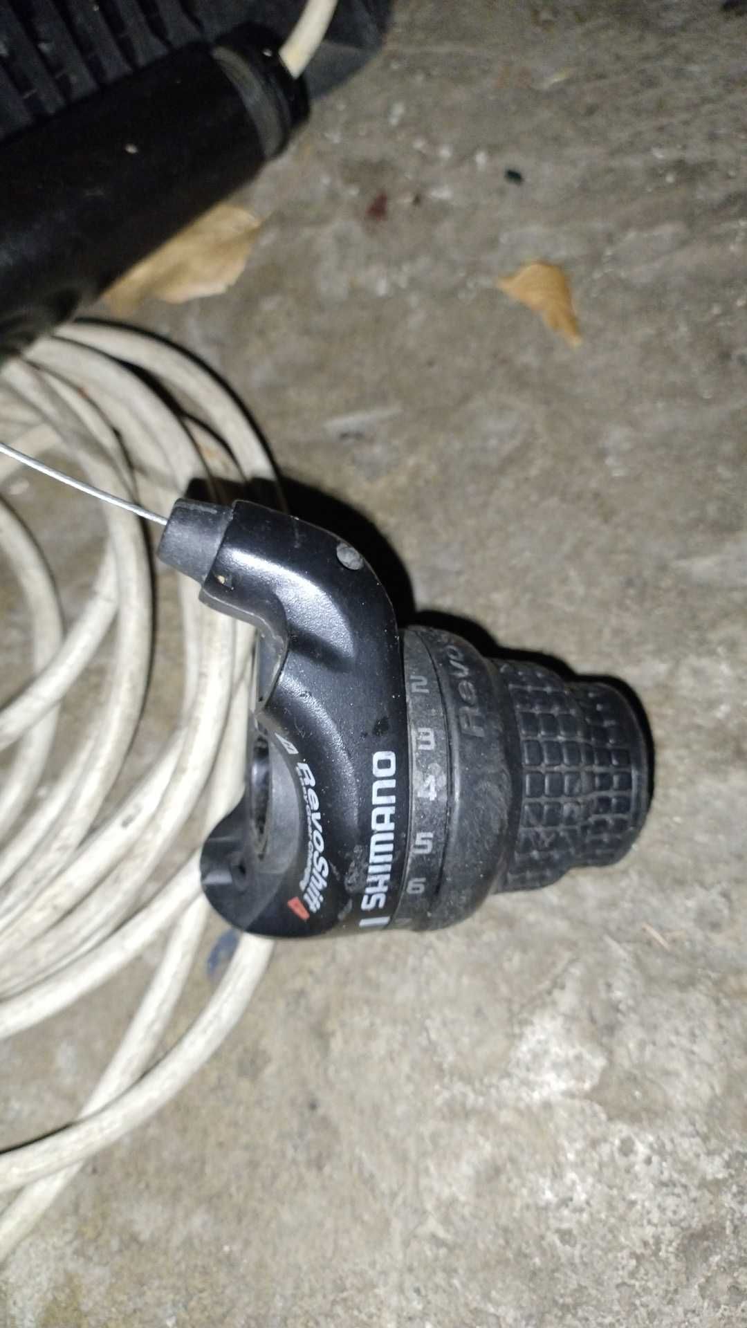 przerzutka Shimano 7 SIS RevoShift kierownica mostek i hamulce V-brake
