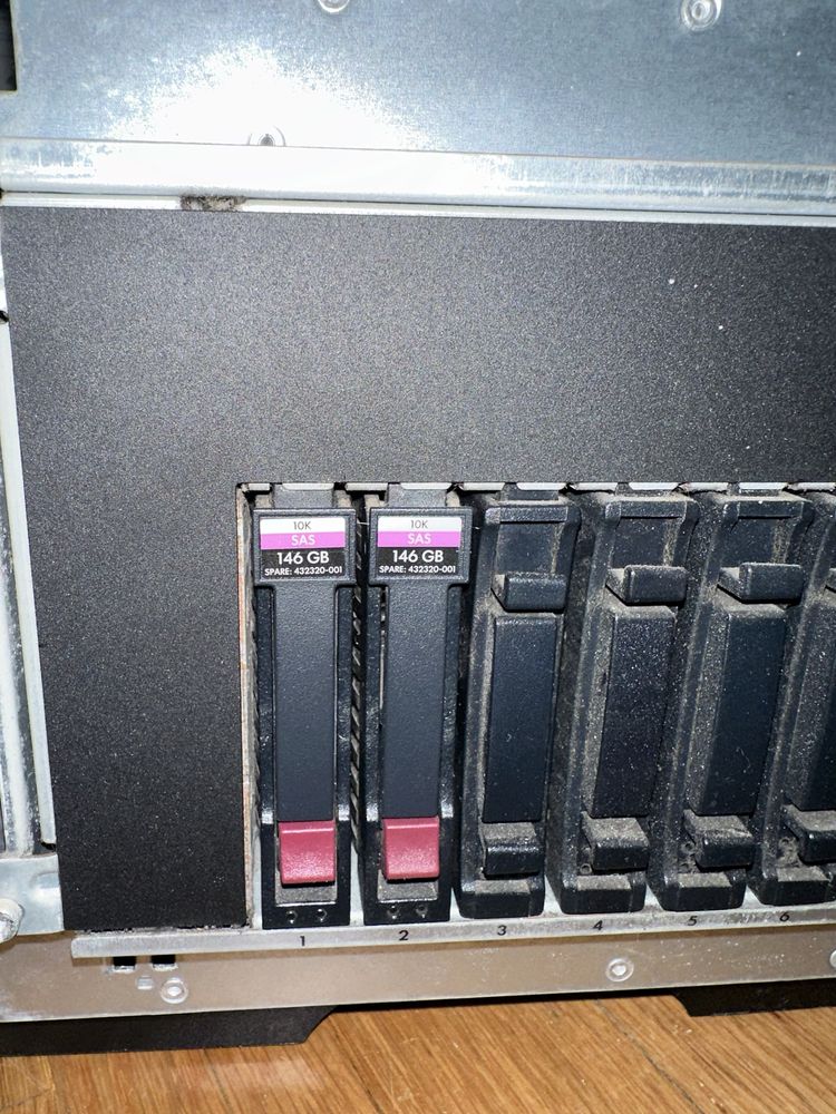 HP ProLiant ML350 G5 Server