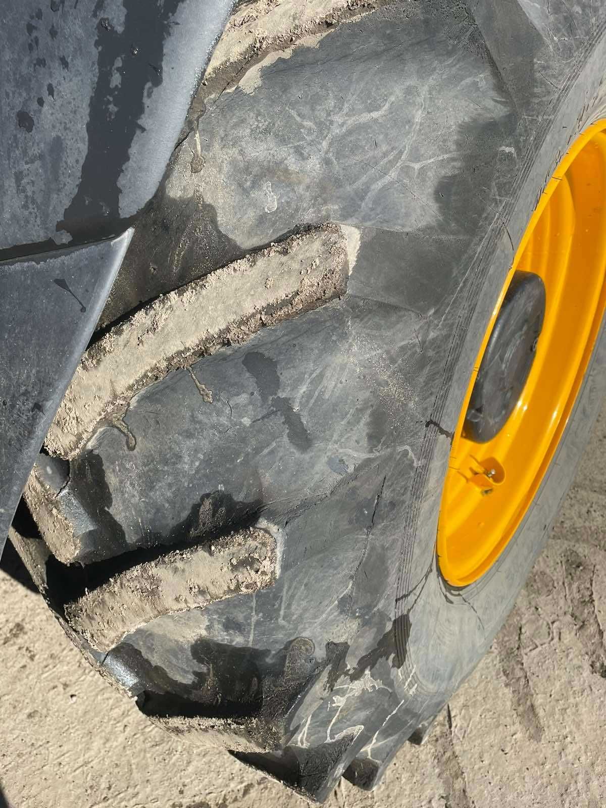 Екскаватор-навантажувач JCB 3CX 2020