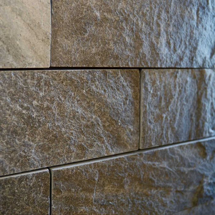 Płytki elewacyjne Kwarcyt Silver Grey naturalny 10x30x0,8-1,3 cm