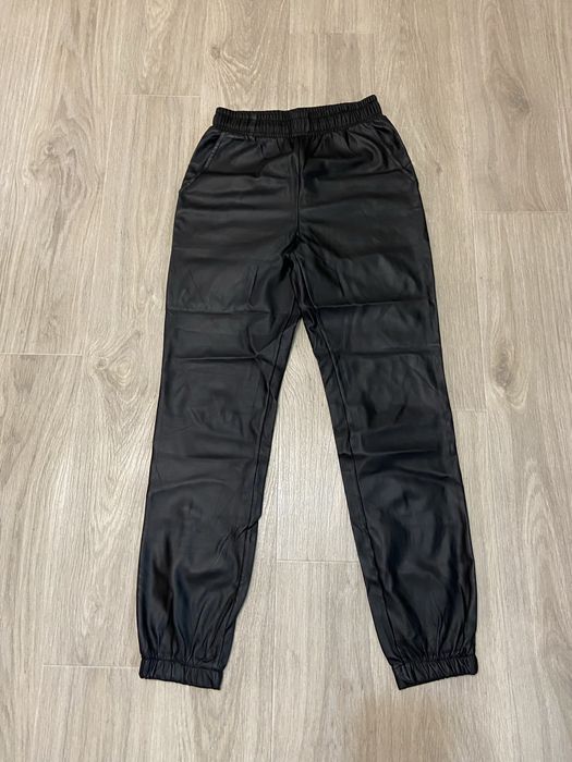 Джинси чоловічі. Жіночі джинси Levis, Diesel, Calvin Clein, Liu Jo
