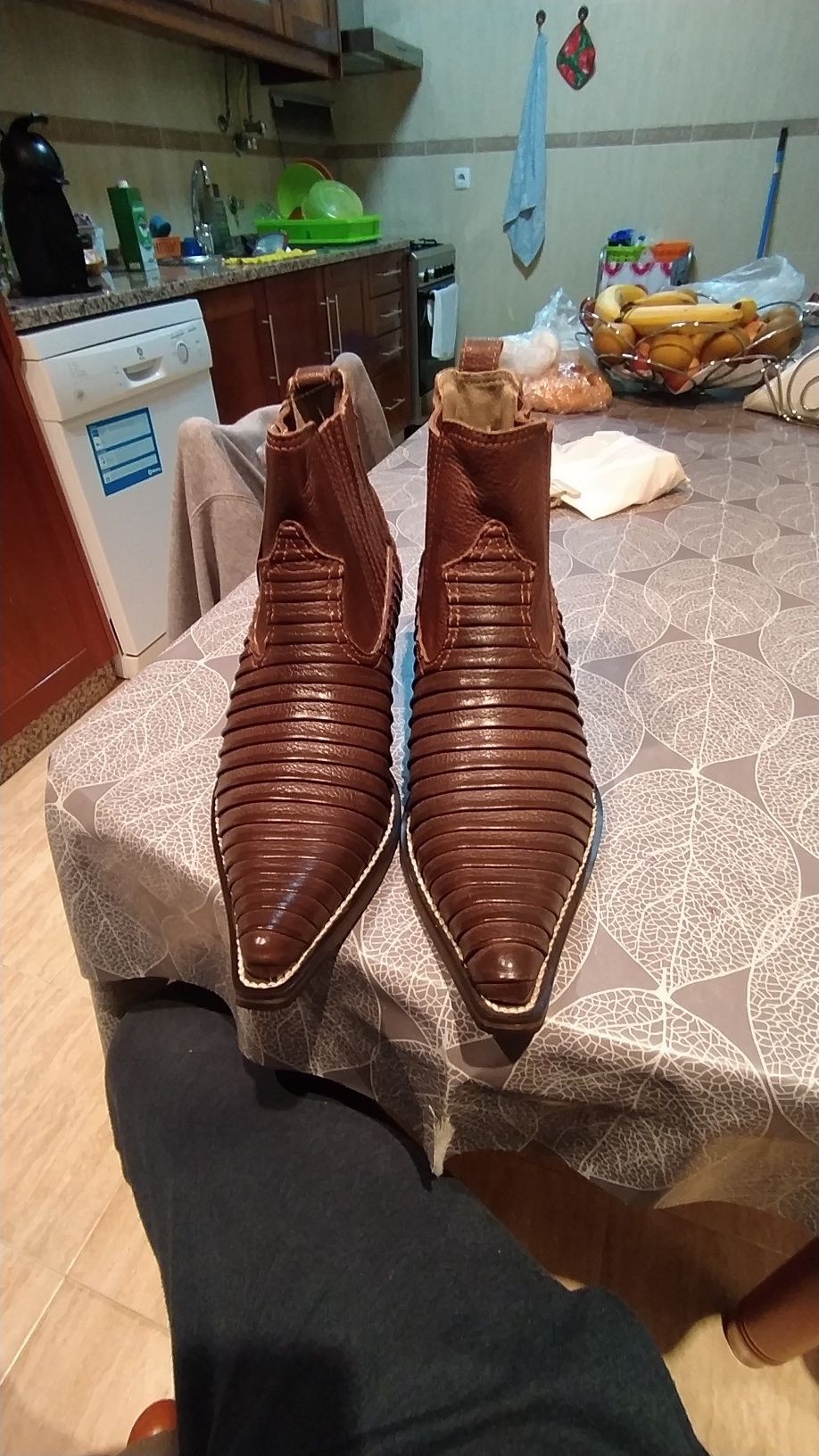 Botas novas de boa qualidade