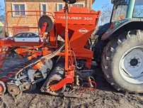 Siewnik Kuhn Fastliner 300 z hydraulika, zadbany