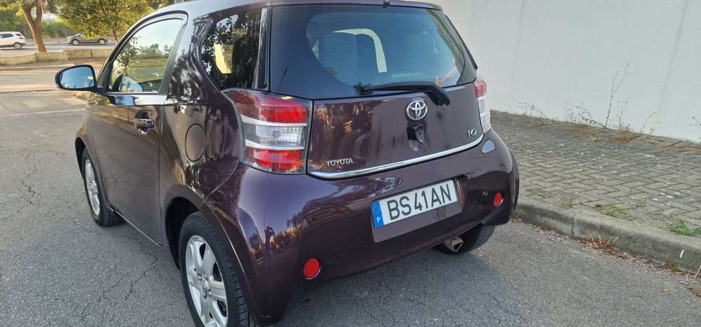 Toyota IQ 1.4 D-D4 Deisel 2011 Com 120 mil km